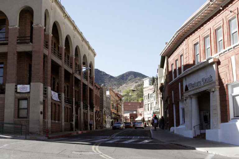 Bisbee Festival of Lights glows another year